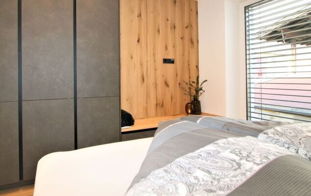 Christine - Photo 13