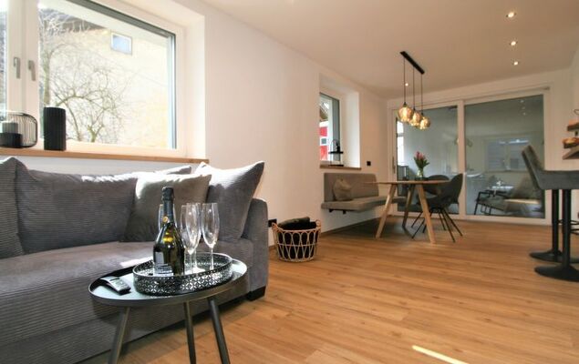 Christine - Photo 14