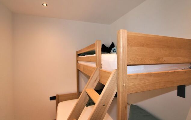 Christine - Photo 26