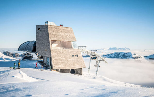 Christine - Photo 35