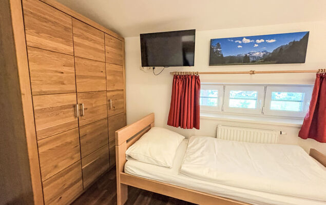 Justine (Top 9) - Photo 11