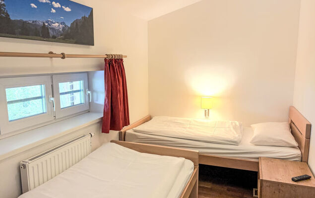 Justine (Top 9) - Photo 12