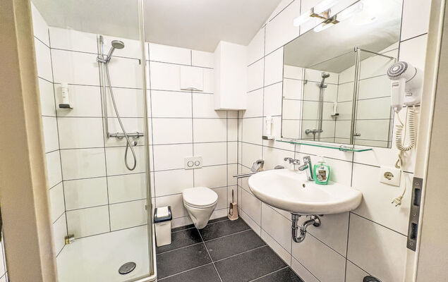 Justine (Top 9) - Photo 15